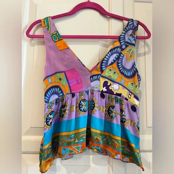 STUNNING Vibrant Alice & Trixie Multicolor Silk Crop Top - Picture 2 of 7